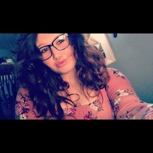 Meet your Posher, Maddie